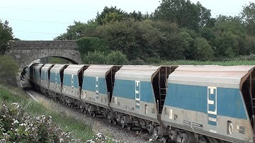 7C66 Wootton Bassett - Merehead hauled by Mendip Rail Class 59 at Broughton Gifford 11.07.11