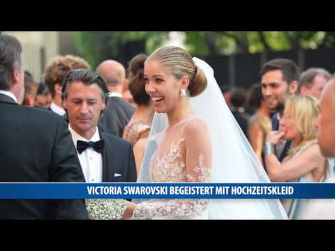 Video: Swarovski Bedeckt Hochzeitskleid