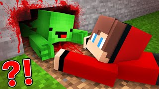 Why Mikey was KIDNAPPED in SCARY CAVE in Minecraft ? - Maizen