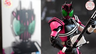 「処分値下げ」shf規格カスタム　レジェダリーレジェンド フィギュアーツ 仮面ライダーレジェンダリーレジェンドを作って