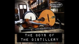 Distillery Folk O Faro De Cariñothe Boys Of The Distillery