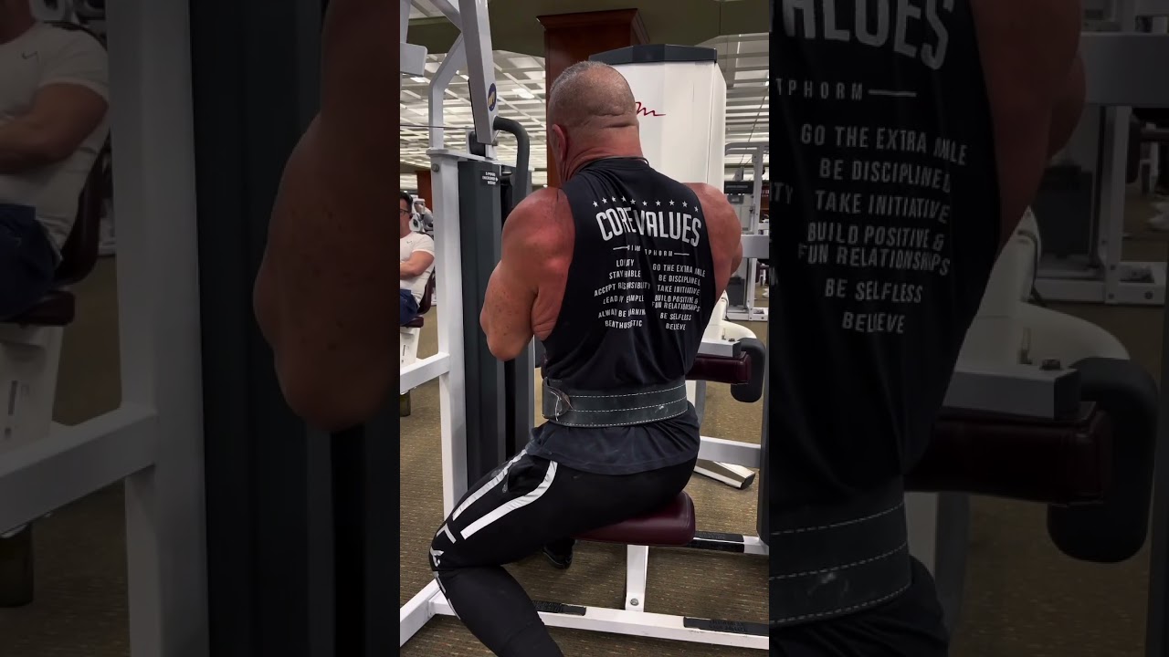 If you’re trying to really isolate your lats, try working one side at a time for the ultimate focus
