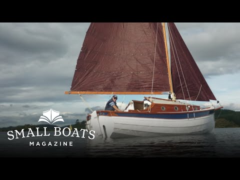 A Welsford Penguin sets sail - YouTube