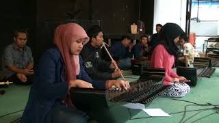 Andini ngacapi tangis anjani panambih kulu kulu bem (ISBI BANDUNG)