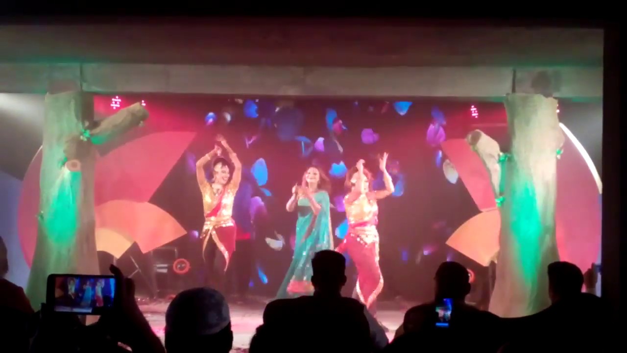 Nacher Rupa ''নাচও গান দেখাইলো রে'' ভাই ''''আখি আলমগীর'''Rupa dupa nacher tale ...