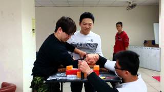B級蜘蛛祥 VS C級怡先 三 20140126 台中 比腕力 鉄腕