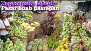 SEE THE PRICES OF MANGO, DURIAN, PETE, JACKFRUIT, AVOCADO STARTING FROM THE ENTRANCE TO THE PASRE...