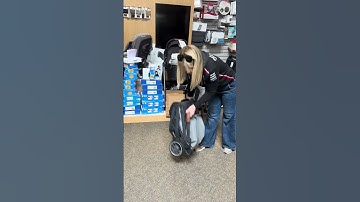 How to fold the UppaBaby Minu V3 with the Minu V3 Bumper Bar Attached #stroller #babystroller