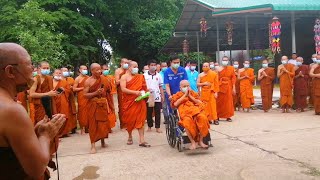 ลูกศิษย์​ลูกหา​ทุก​ๆ​ฝ่า​ย​ต้อนรับ​พระเดช​พระคุณ​พระ​ราช​ปรีชา​ญาณ​มุนี​กลับจาก​โรงพยาบาล​ปี​๒๕​๖​๓