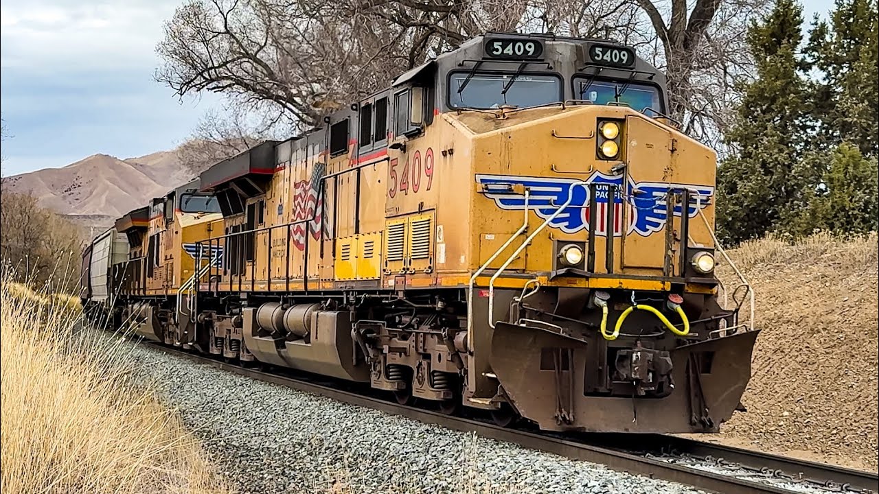 [4K] Heavy loaded grain train crawls into Barry Curve!