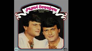 Ferdi Özbeğen - Dönsen Bile