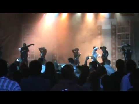 elecTRONica Dance Preformance - DisneyLand Rave - YouTube