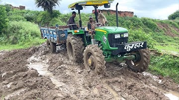 John Deere 4WD Tractor With Trolley Full Loaded Bricks Passing Through The Mud | tractor