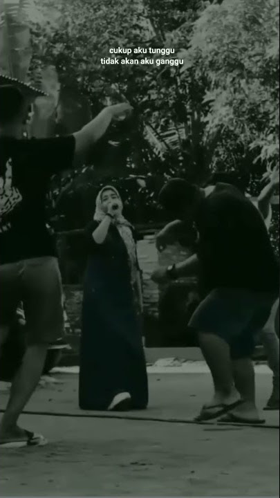 Kehadiranmu membuatku terasa lega “cukup aku tunggu, tidak akan aku ganggu” | Story WA