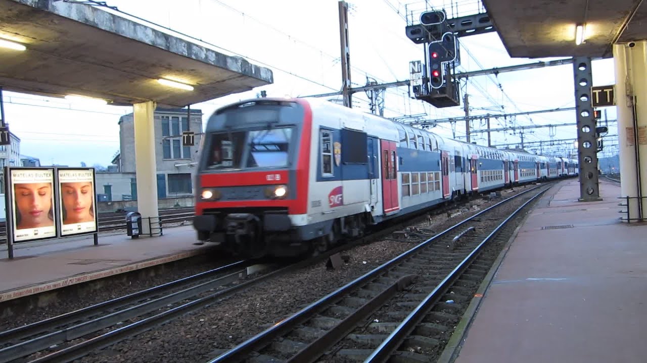 [Paris] Z8800 + Z5300 W - Versailles Chantiers (Ligne U Transilien)