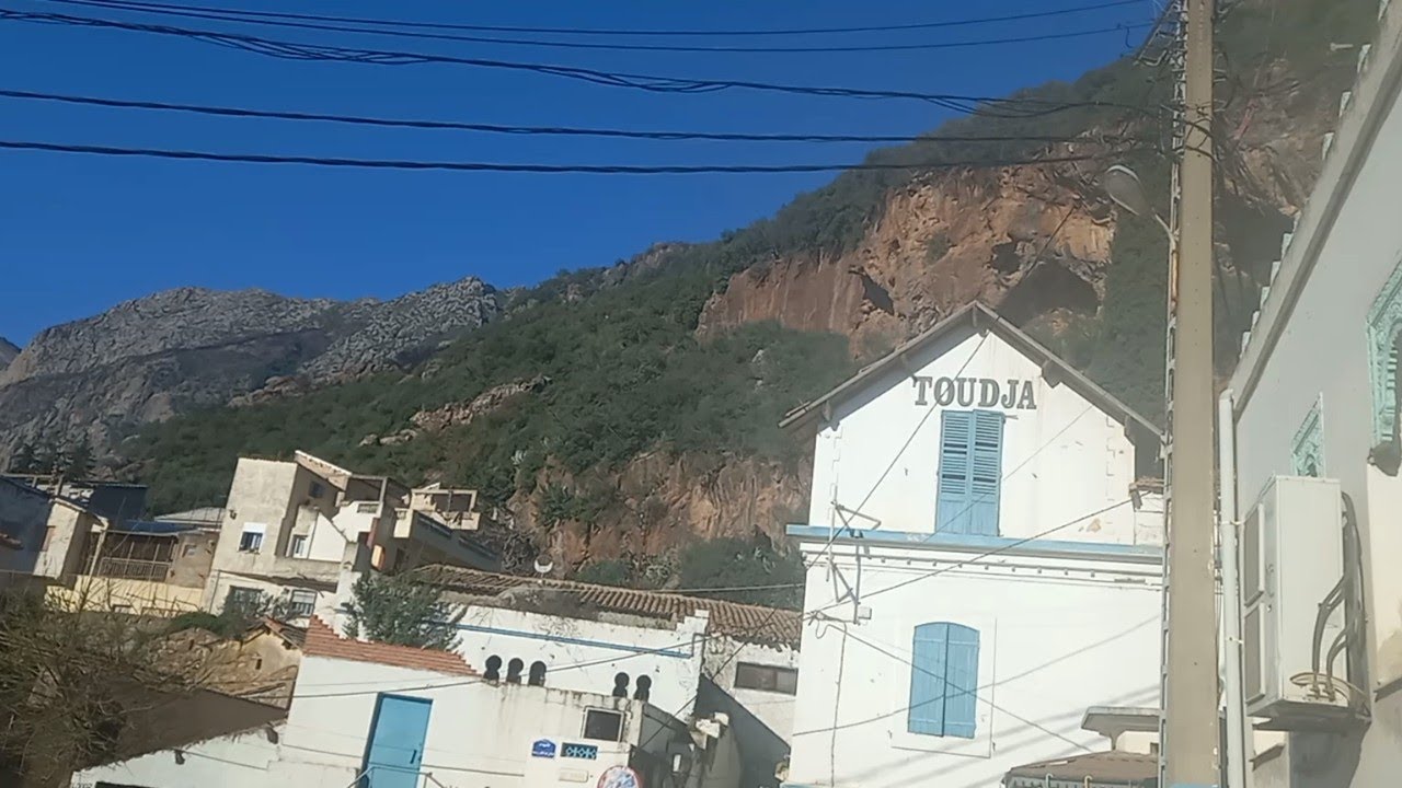 Akham n waman la maison de l'eau .Histoire de Toudja depuis l'époque des Romains