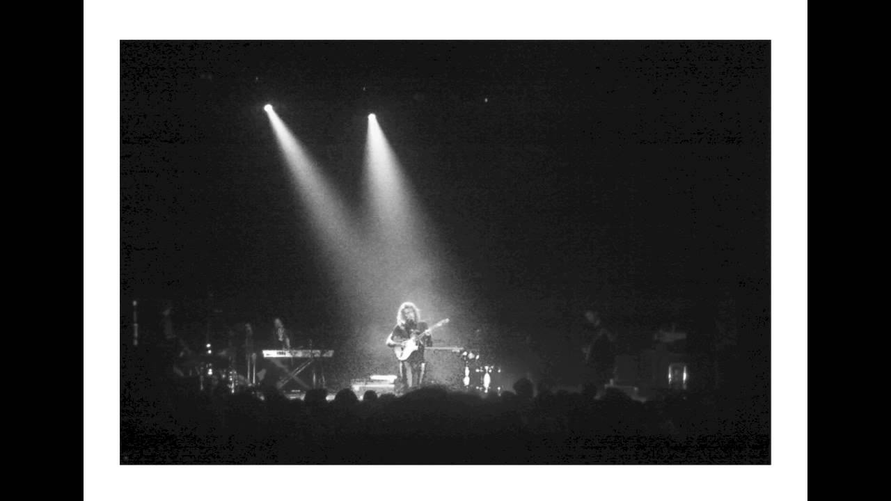 Big Eyes (Feat. Bree Tanter) - Matt Corby // Wellington Opera House | 30th October 2013