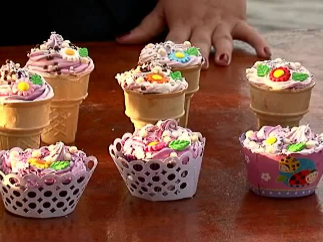 APRENDA A FAZER UM CUPCAKE DE AÇAI