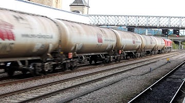 DB liveried class 66152 