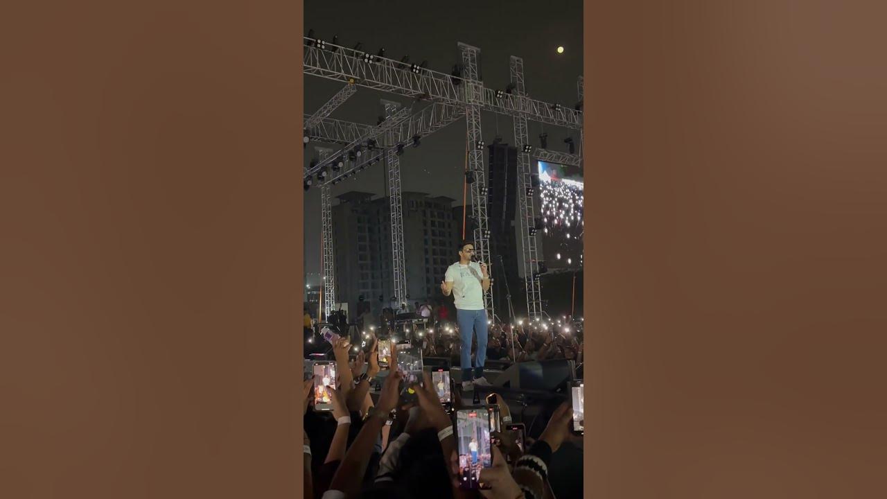 Chilipiga song by karthik live in Hyderabad