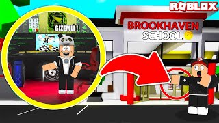 Okulda Gizemli Oda Yaptım !! - Roblox Brookhaven