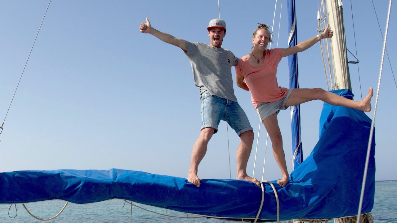 GIVEAWAY! We celebrate 1000 subscribers! Win a sailing holiday on the Messenger! #DayVlog25