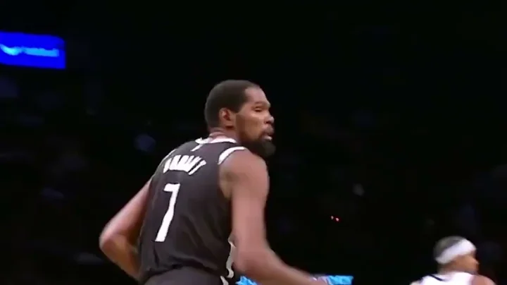 Kevin Durant is UNSTOPPABLE  poor Jonathan Kuminga...