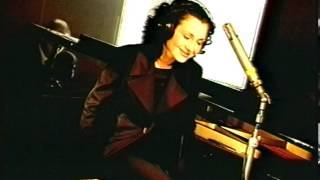 Oksana Kulakova - Just Friends (Live) Oksana Kulakova - Just Friends (Live)