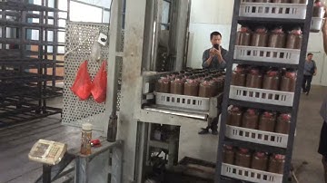 Automatic basket loading machine suitable for mushroom cultivation