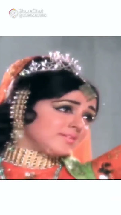 Sharifon ka zamane mein Ajeeb saal Ko dekha ke shrafat chhod Diya