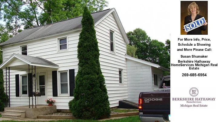 131 W Second Avenue, Plainwell, MI Presented by Su...