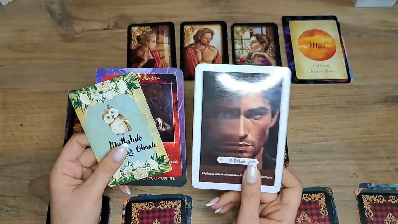 AKLINDAKİ, SEN VE ÜÇÜNCÜ KİŞİ TAROT AÇILIMI 🌪 