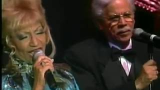 Celia Cruz Con Johnny Pacheco Canta "Quimbara" En Vivo