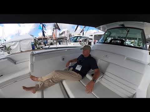 Bertram Yachts 39 Center Console