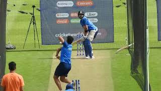 Virat Kohli playing span bowling in nat session India cricket team