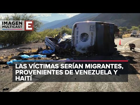Accidente de autobús en Oaxaca deja al menos 17 fallecidos