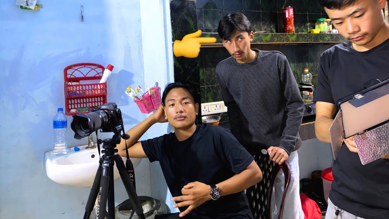 VIDEO BANAOUDAI. GARAKO /  Sathe ko aakha harako ta chee 