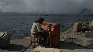 Elijah Fox- Peace Piece ( Live in Henningsvær, Norway)