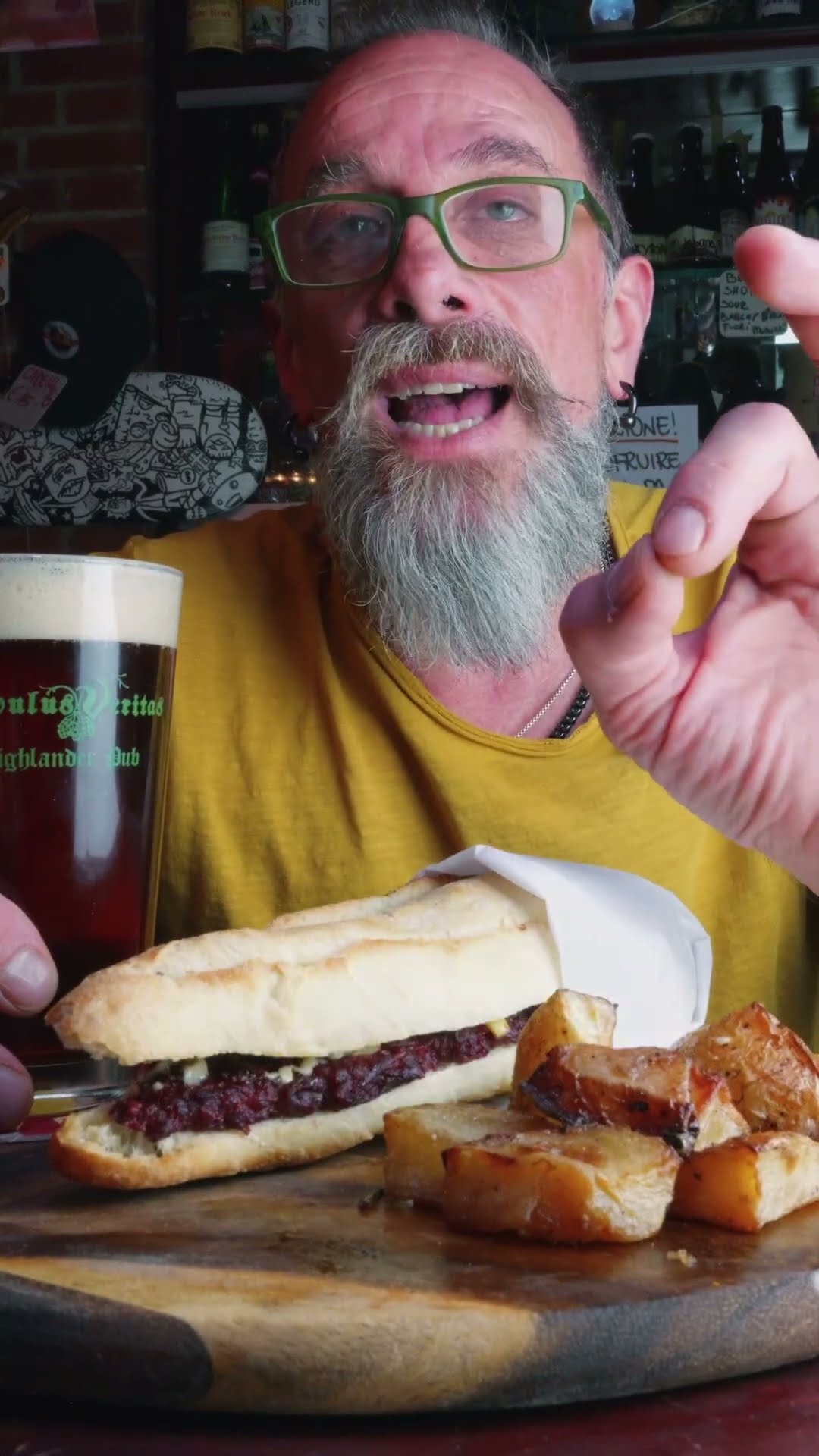 Highlander Pub: Servito con ironia