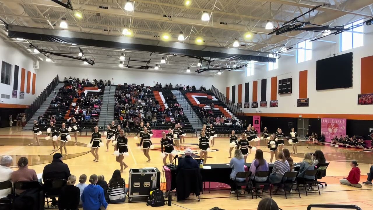 Senior Pom Elite - Holla’