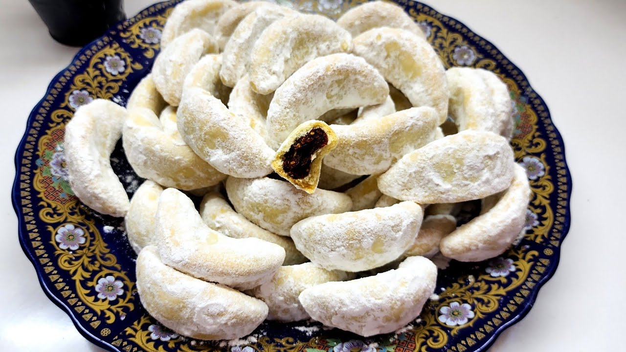 حلوة التمر الكعبة بالتمر من حلويات الزمن الجميل حلويات العيد