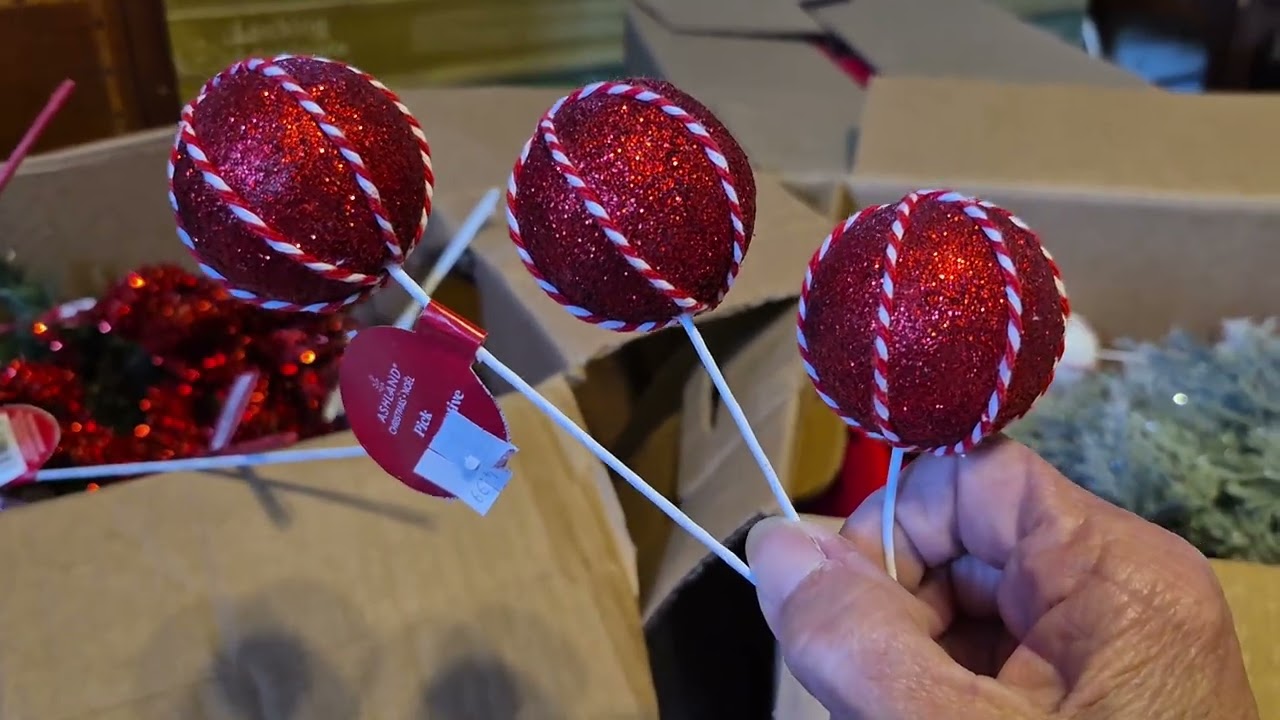 Коробочки-сюрпризы от Майкла уже здесь!!! Давайте откроем 3