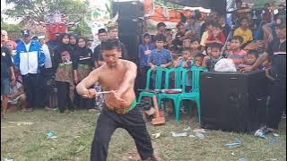 Debus banten Silet tangan sampe berdarah (Aktrasi)