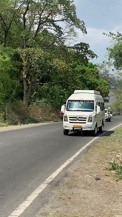 Tempo traveller 17 seater #shorts #toutubeshort
