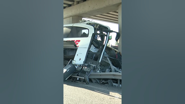 Ankara'da yolcu otobüsünün köprü ayağına çarptığı kazada göre 9 kişi öldü, 26 kişi yaralandı