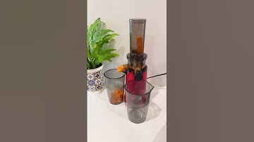 Máy ép mini siêu nhỏ gọn nặng chưa tới 1kg nhưng ép siêu khoẻ | Huyền Mê Nấu Mê Ăn #shorts