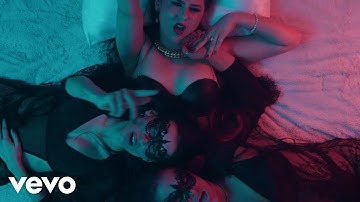 Cassandra - Prima Donna (Official Music Video)