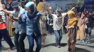 Download Lagu FOKUS PAKE TOPI | Live Lomba Joget Wakatobi Paling Rancak | Sejoli (Bima Dompu) Video Populer 2022 MP3 Download Lagu FOKUS PAKE TOPI | Live Lomba Joget Wakatobi Paling Rancak | Sejoli (Bima Dompu) Video Populer 2022 MP3