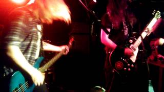 Bonehunter - Crazy Lover (Live at Dog&#39;s Home, Tampere, 9.11.2012)