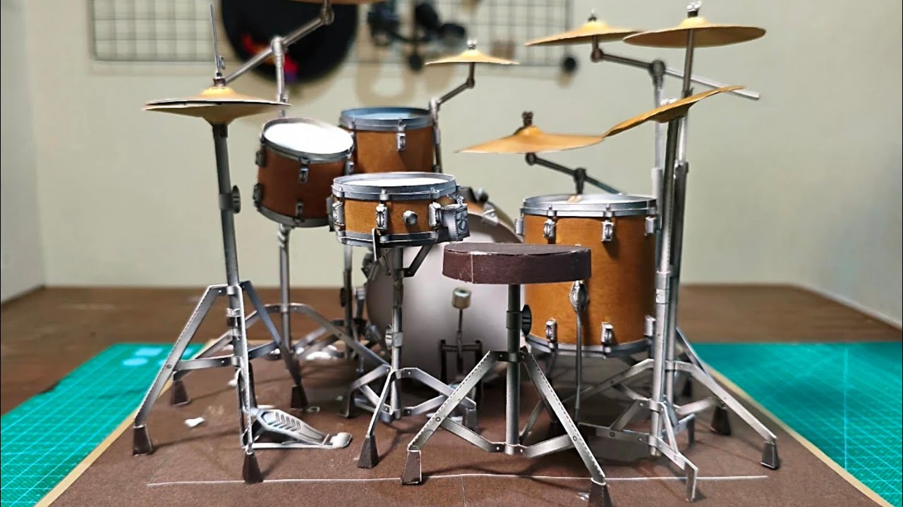 Papercraft drum set. Make it real